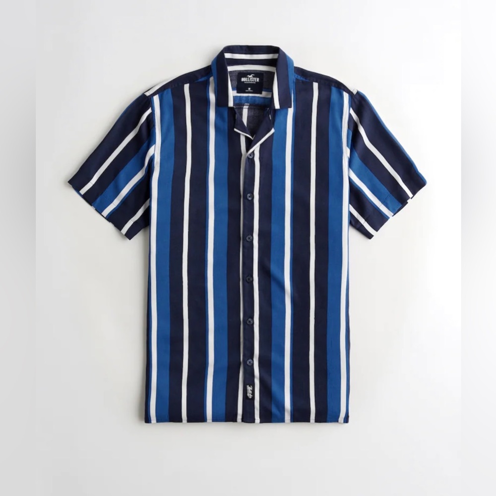 Hollister button up shirt (black,white,blue) (stripes)